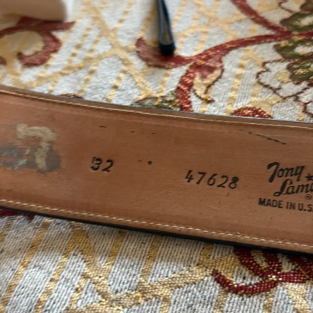 Tony Lama vintage brown women’s size 32 belt gold buckle